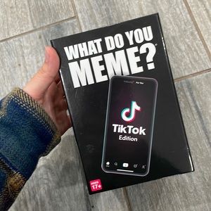 NWOT What Do You Meme TikTok